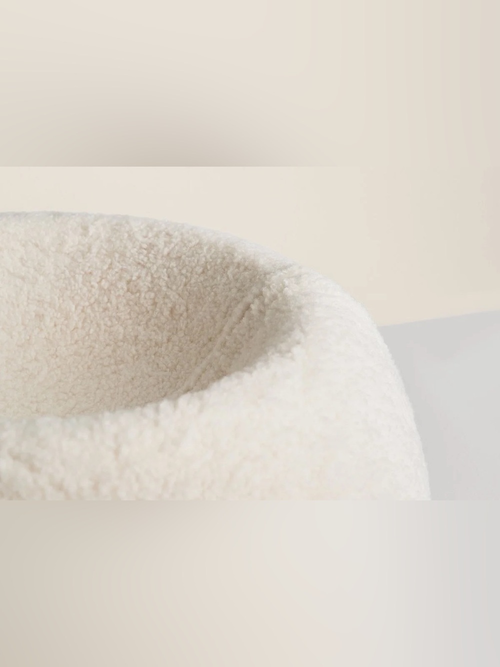 Tuft + Paw Plush Cream Round Sherpa “The Puff” Cat Bed - Picture 3 of 16